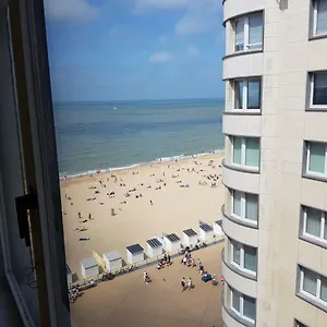https://sleep-in-ostend-studio-vue-laterale-sur-mer.ostend-hotel.net